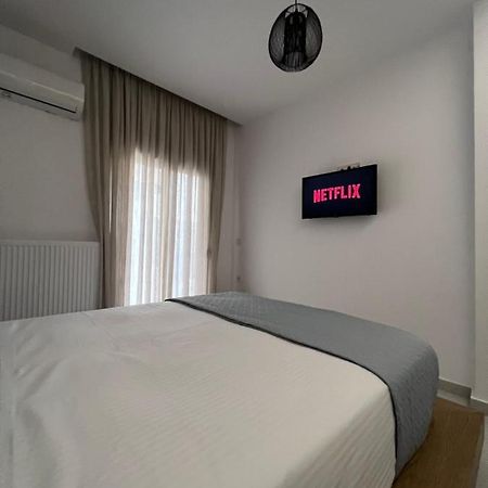 Modern Apartment Close To Airport With Gym And Bbq Heraklion Zewnętrze zdjęcie